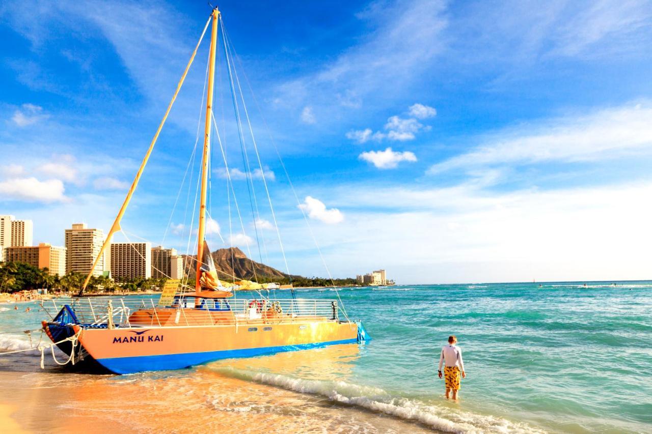 Aloha Vibes Await! Stylish Condo At Aloha Surf - Mountain And City Views Honolulu Ngoại thất bức ảnh